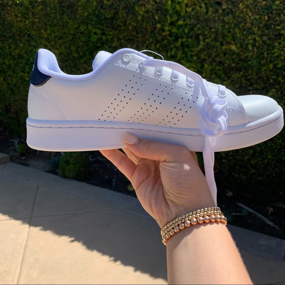 Adidas Advantage Tennis Shoe NWT